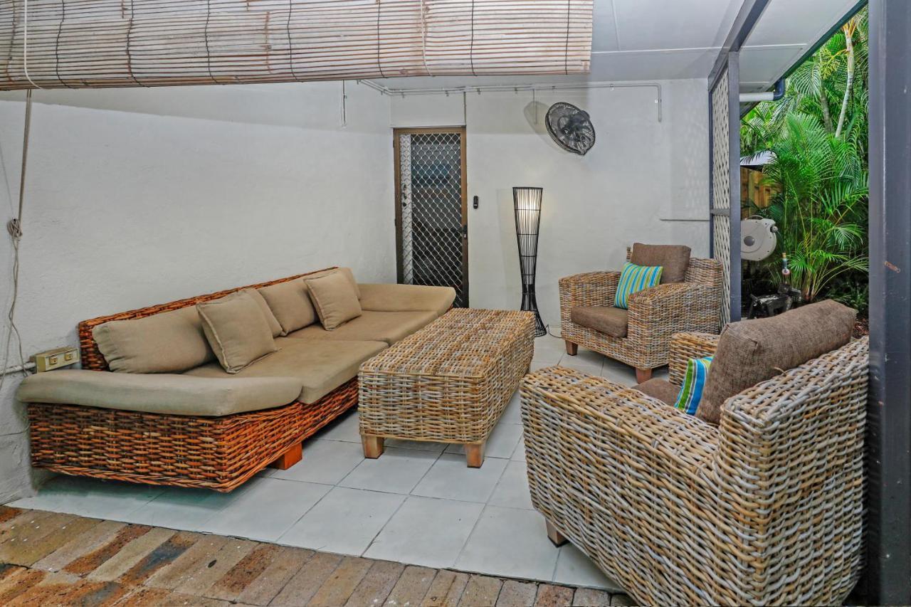 Tropical Unit With Private Fenced Garden Close To The 5